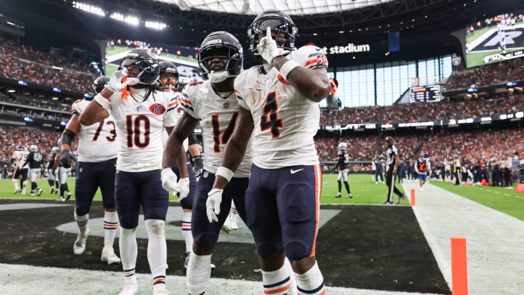 Bears vs Commanders 2025 game highlights